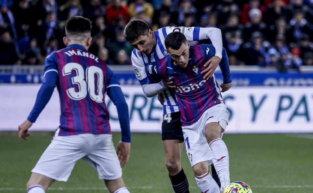 Nhận định Alaves vs Eibar: Điểm tựa sân nhà