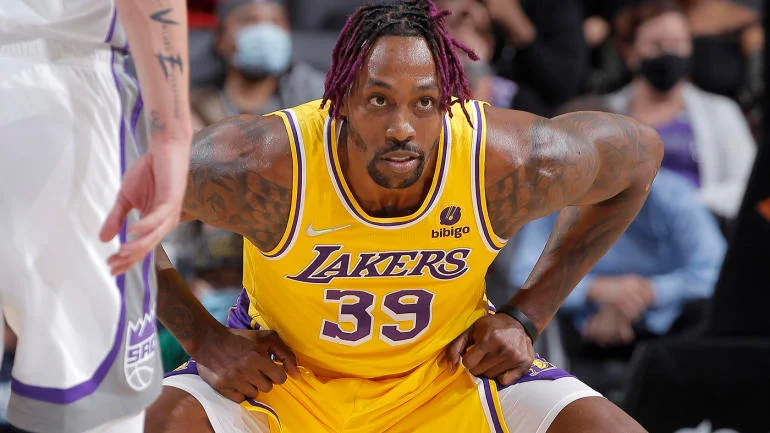 Dwight Howard chờ đợi cơ hội tái xuất NBA, cho rằng mình đủ sức cống hiến cho đội vô địch