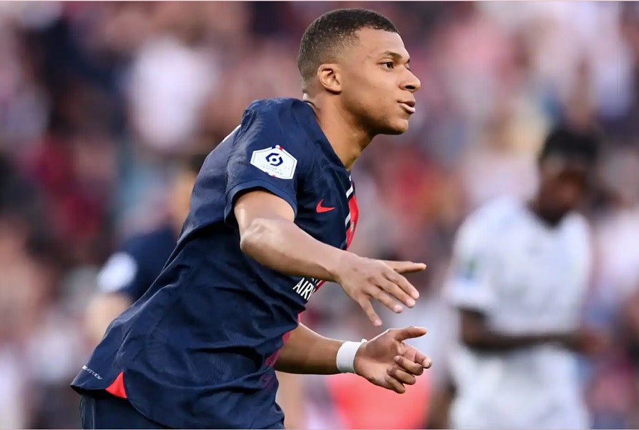 PSG c&oacute; thể rao b&aacute;n Mbappe với gi&aacute; bao nhi&ecirc;u?