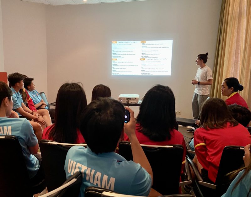 Tuyển nữ Việt Nam nhận hỗ trợ đặc biệt từ FIFA tại Đức