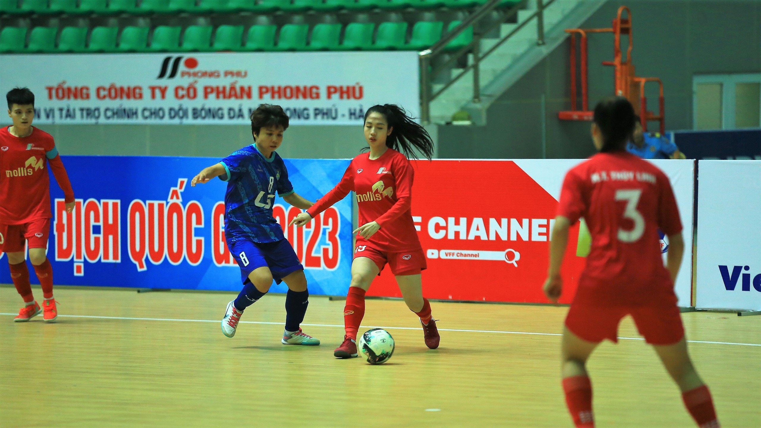 Hotgirl Trần Thị Duyên và Phong Phú Hà Nam ngậm ngùi về nhì ở giải Futsal VĐQG 2023