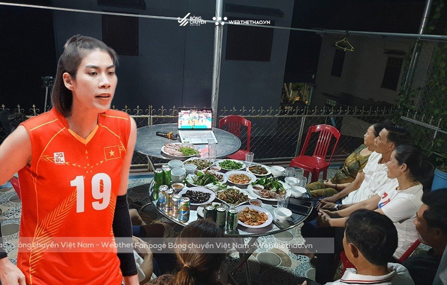 Về nh&agrave; chuyền hai L&acirc;m Oanh c&ugrave;ng lắng nghe những cảm x&uacute;c d&acirc;ng tr&agrave;o Chung kết AVC Challenge Cup 2023 nghẹt thở