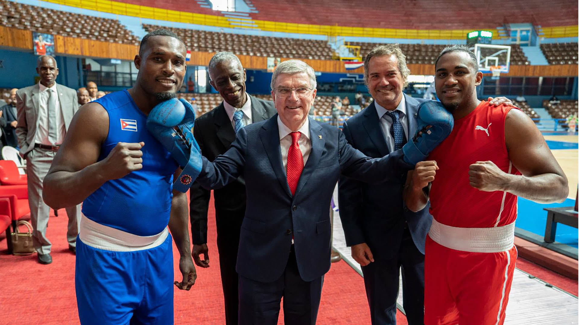 IBA bị loại bỏ, Boxing làm thế nào để xuất hiện ở hai kì Olympic tiếp theo?