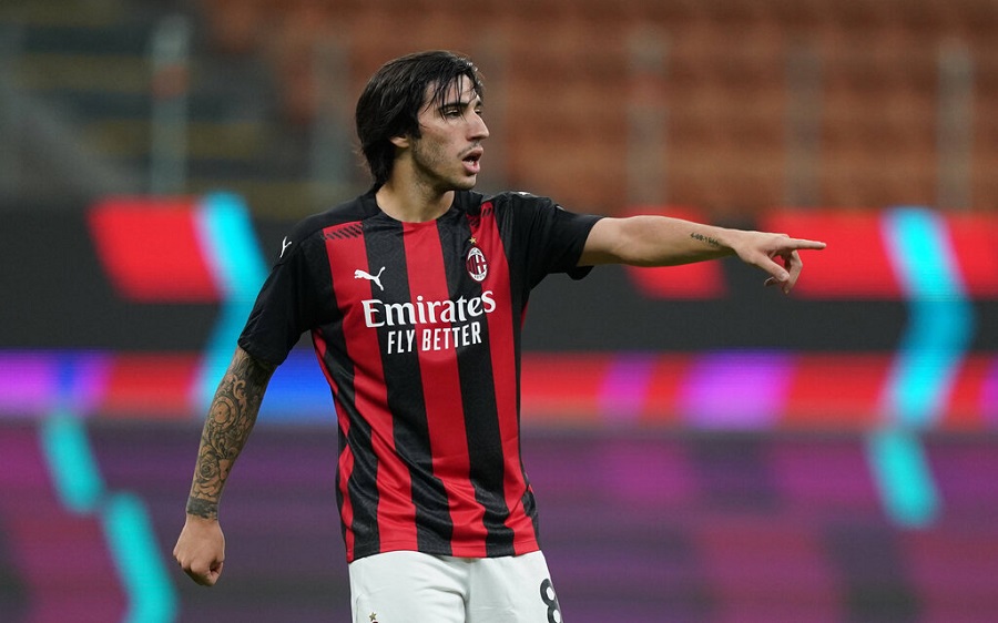 Tonali từng chủ động giảm lương để được ở lại Milan như thế nào? Tonali từng chủ động giảm lương để được ở lại Milan như thế nào?