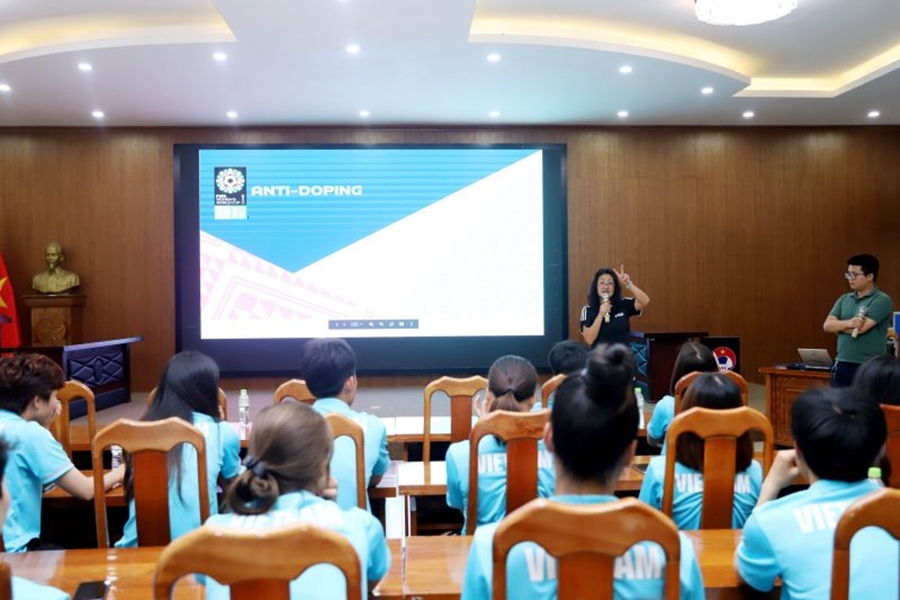 Đội tuyển nữ Việt Nam được FIFA phổ biến luật trước thềm World Cup 2023 Đội tuyển nữ Việt Nam được FIFA phổ biến luật trước thềm World Cup 2023
