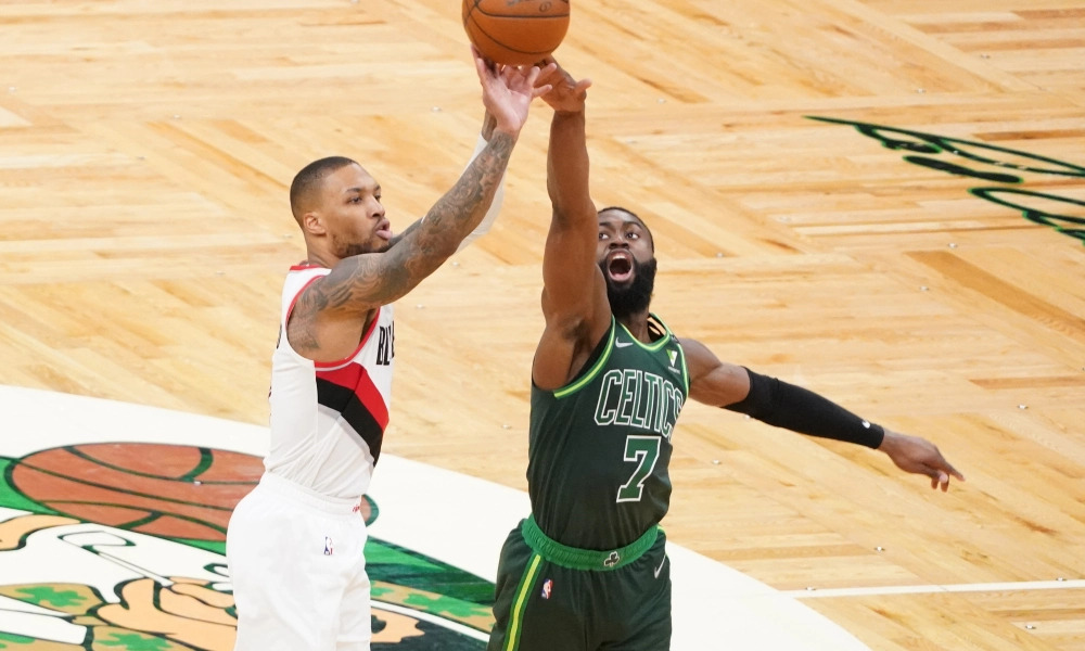 Damian Lillard và Jaylen Brown, Boston Celtics chọn ai?