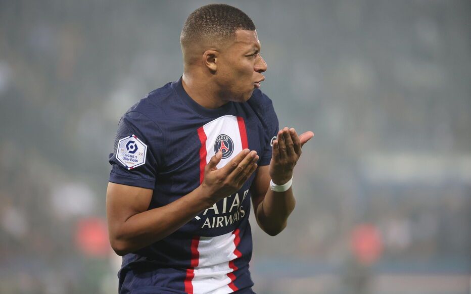 PSG: Hình ảnh Mbappe đang xấu đi trong dư luận PSG: Hình ảnh Mbappe đang xấu đi trong dư luận