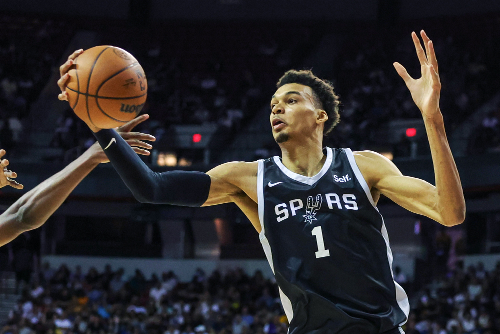 Victor Wembanyama lấy lại phong độ, chơi công thủ toàn diện trước Portland Trail Blazers Victor Wembanyama lấy lại phong độ, chơi công thủ toàn diện trước Portland Trail Blazers