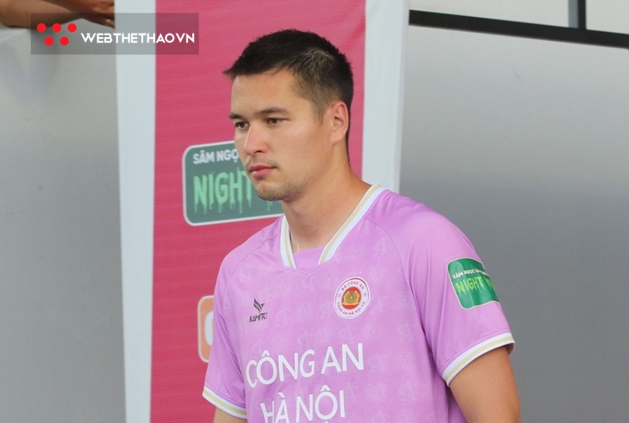 Filip Nguyễn phản ứng bất ngờ khi bị so sánh với Đặng Văn Lâm