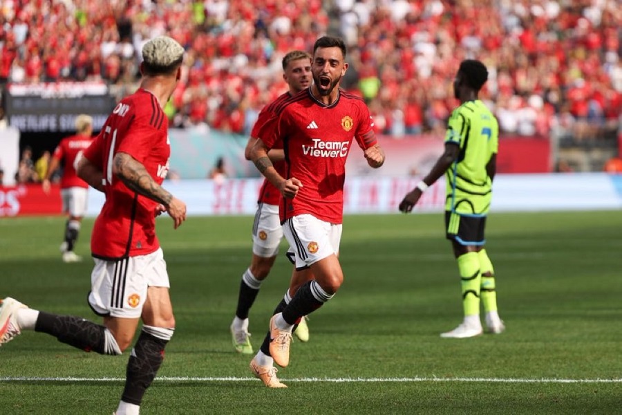 MU hạ gục Arsenal trên đất Mỹ nhờ công đội trưởng mới