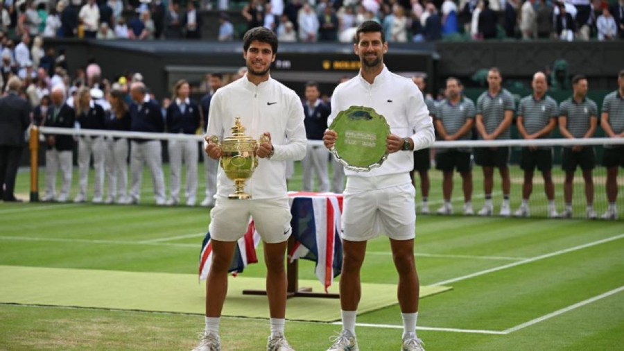 Djokovic: Carlos Alcaraz là sự kết hợp hoàn hảo giữa Federer, Nadal và tôi