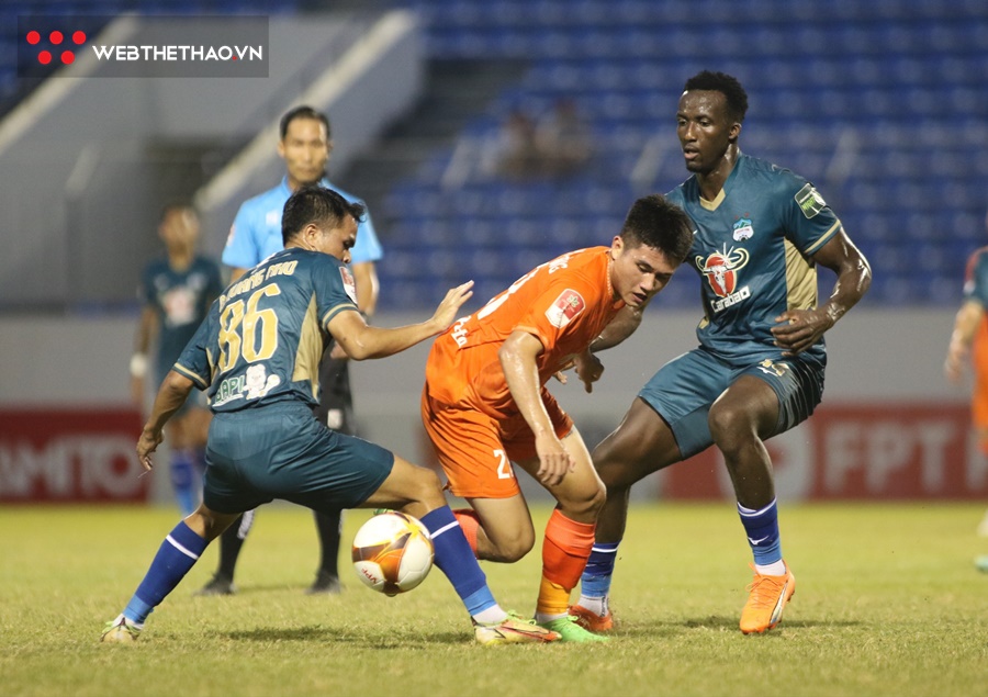 HAGL trụ hạng thành công V.League 2023 sớm 3 vòng đấu