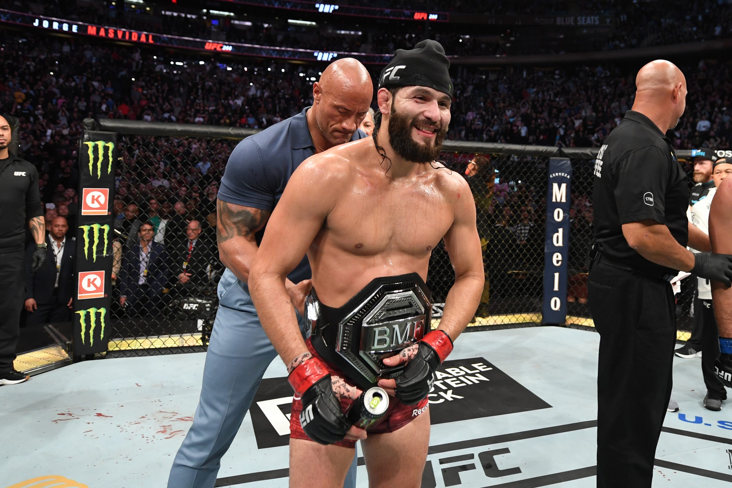 Jorge Masvidal sẽ xuất hiện để "truyền ngôi" BMF tại UFC 291