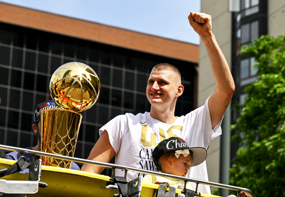 FIBA World Cup 2023: Nhà vô địch NBA Nikola Jokic liệu có thi đấu cho đội tuyển Serbia?
