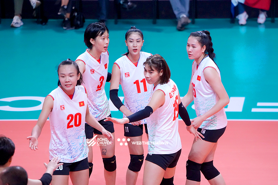 Thể hiện tinh thần quả cảm, bóng chuyền Việt Nam vẫn không thể khỏa lấp cách biệt trước Pháp