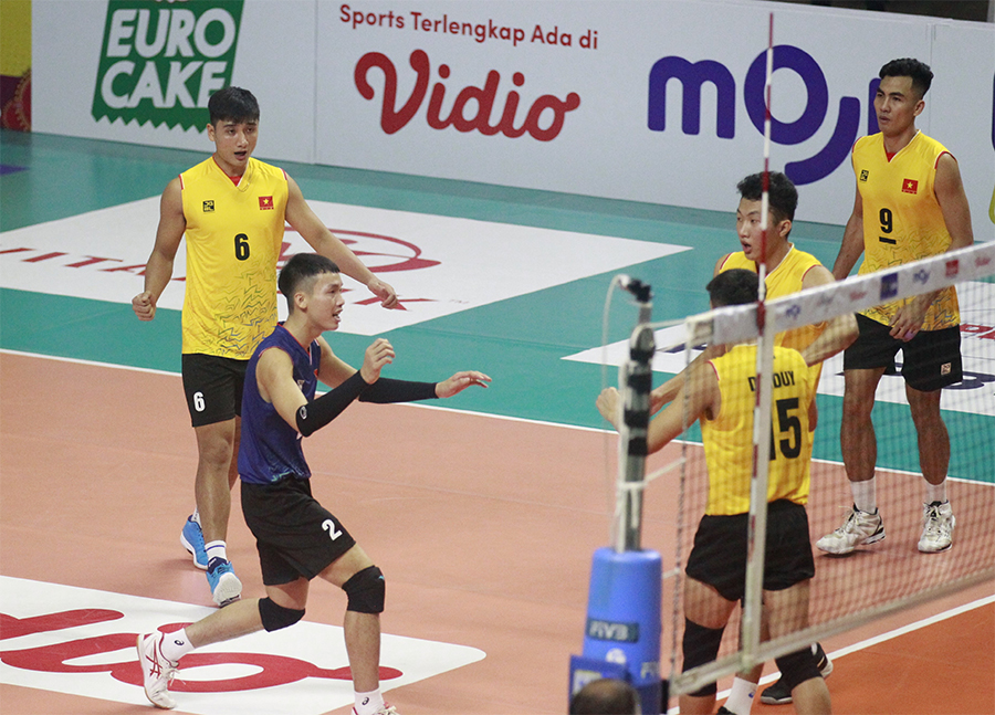 Bóng chuyền nam Việt Nam thể hiện tích cực trận mở màn chặng 2 SEA V.League