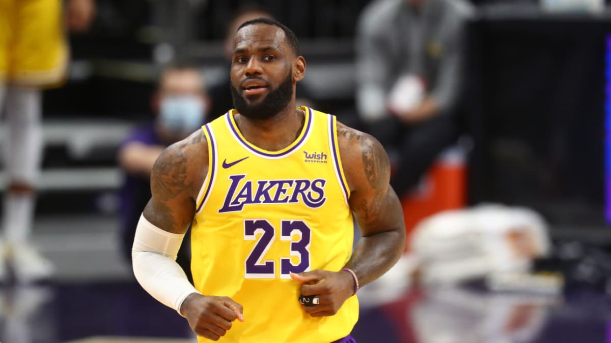 LeBron James chắc chắn được treo áo tại Los Angeles Lakers