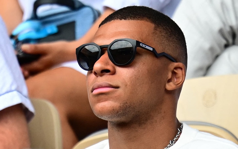 Sau 12 giờ đêm, Mbappe đột nhiên bỏ túi hơn… 1000 tỷ đồng Sau 12 giờ đêm, Mbappe đột nhiên bỏ túi hơn… 1000 tỷ đồng