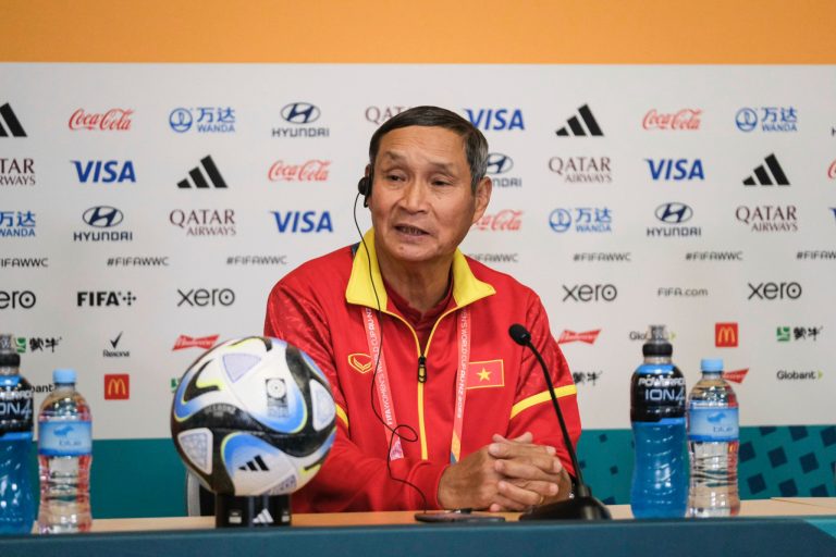 Đá trận cuối World Cup 2023, HLV Mai Đức Chung khẳng định: "Việt Nam sẽ không buông”