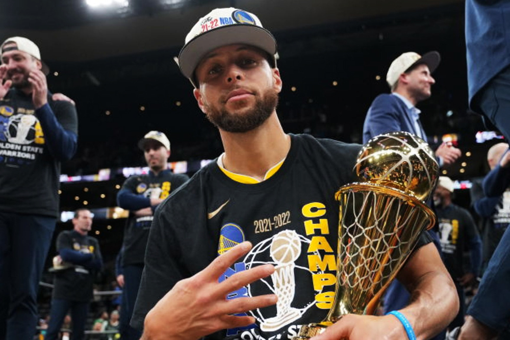 Stephen Curry nói gì về khả năng chia tay sự nghiệp bóng rổ lẫy lừng tại NBA?