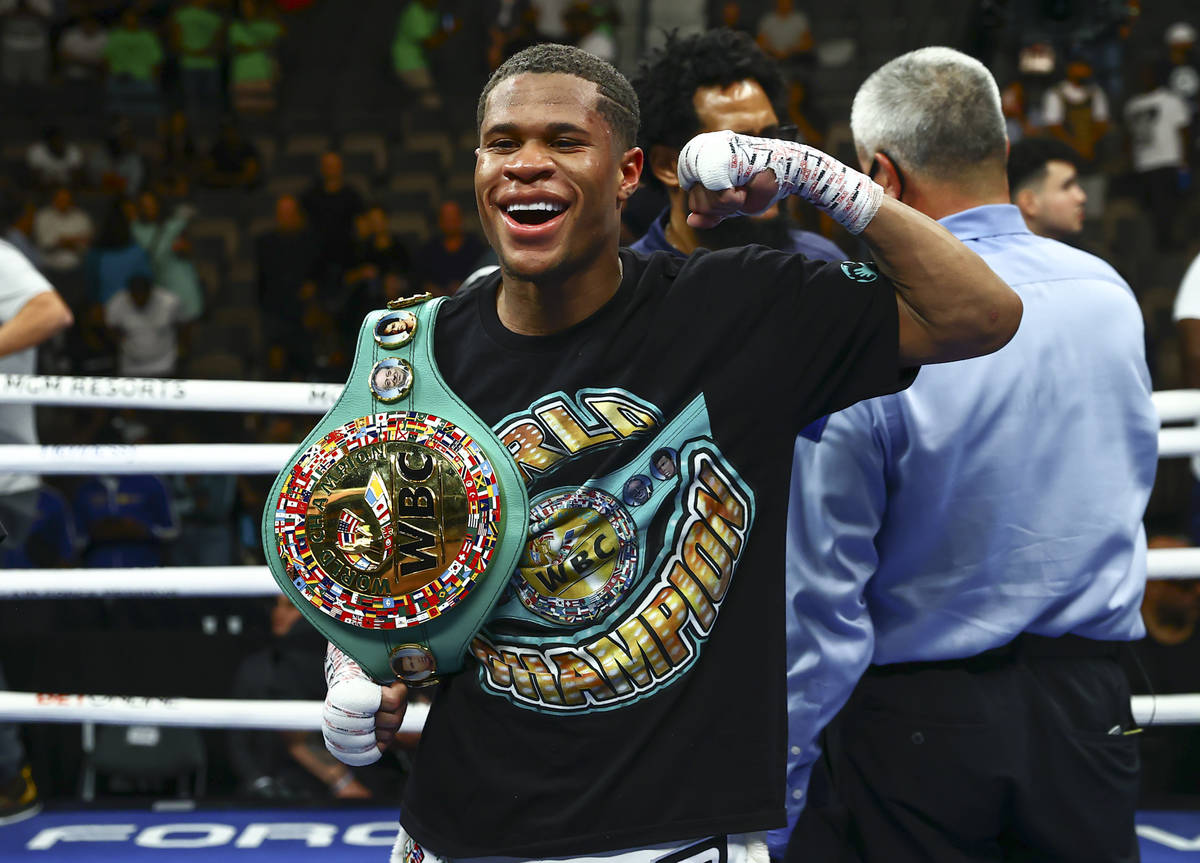 Devin Haney nhận quyết định ưu ái từ WBC để giữ đai Boxing hạng nhẹ