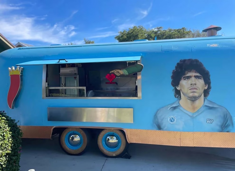 Tiệm bánh pizza Maradona càng thêm gây sốt khi Messi đến Inter Miami Tiệm bánh pizza Maradona càng thêm gây sốt khi Messi đến Inter Miami