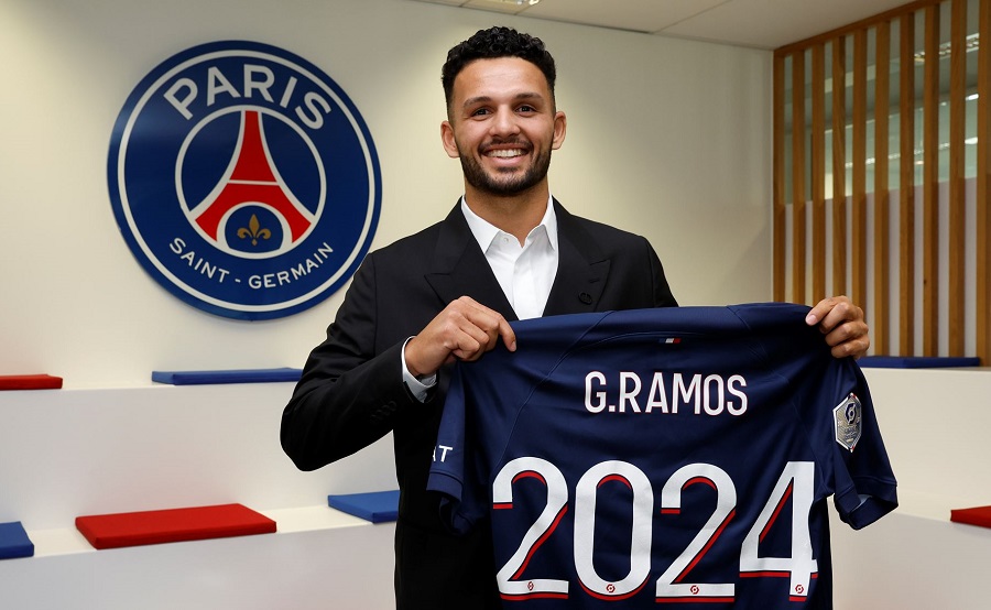 Tiền đạo từng đẩy Ronaldo ra ghế dự bị đến PSG để thay thế cho Mbappe