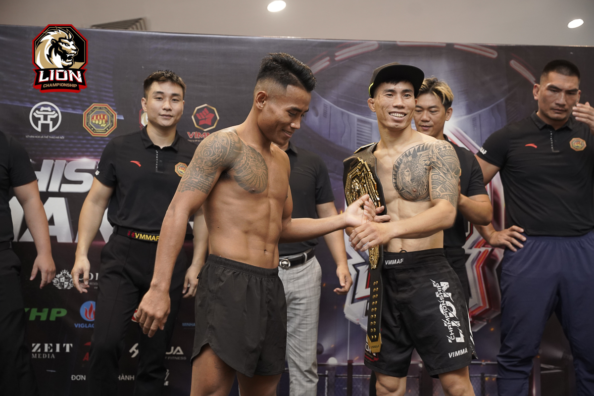 LION Championship 08: Văn Nam - Văn Hương tươi cười đối mặt sau loạt "trashtalk"