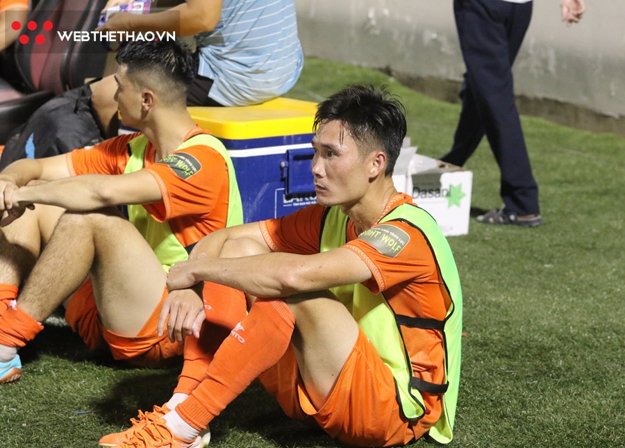Lời nguyền cựu vương V.League rớt hạng: Hoặc bị xóa bỏ, hoặc ngụp lặn ở hạng Nhất