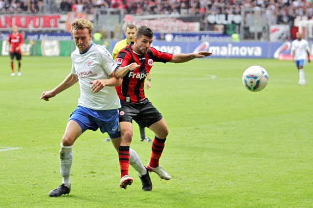Nhận định, soi kèo Frankfurt vs Hansa Rostock: Chênh lệch đẳng cấp