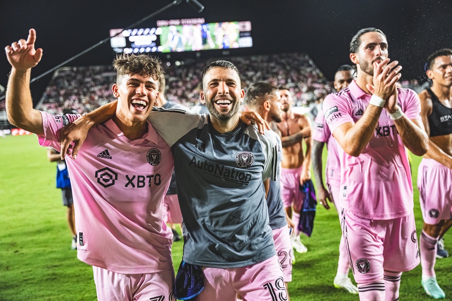 Inter Miami mua hạn ngạch từ CLB khác để có thêm ngôi sao cho Messi Inter Miami mua hạn ngạch từ CLB khác để có thêm ngôi sao cho Messi