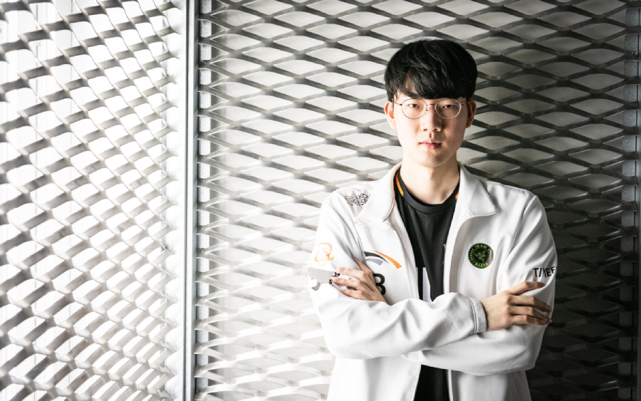 LMHT: Bảng ngọc, cách lên đồ Sivir Sát Lực từ xạ thủ Viper