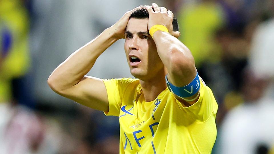 Ronaldo v&agrave; đội h&igrave;nh 