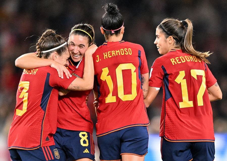 Mỗi cầu thủ Tây Ban Nha kiếm được bao nhiêu tiền khi vô địch World Cup?