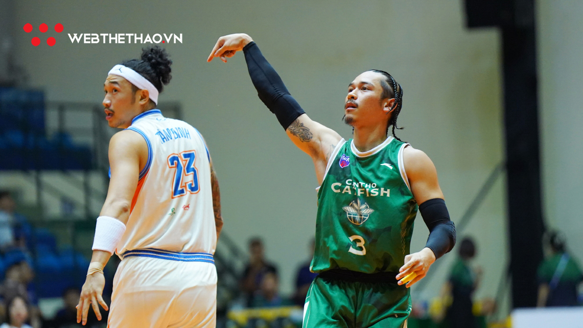 Chùm ảnh: Cantho Catfish chào đón Tâm Đinh bằng hàng thủ khó chịu, thắng thuyết phục Hanoi Buffaloes