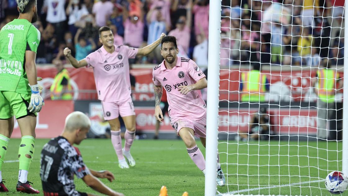 Messi-chuyền-lố-bịch vẫn đang th&aacute;ch thức c&aacute;c nh&agrave; khoa học
