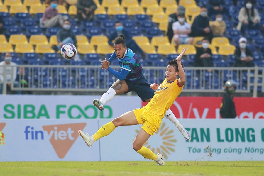 Chuyển nhượng V.League: Đội bóng nào đang “chảy máu” lực lượng?