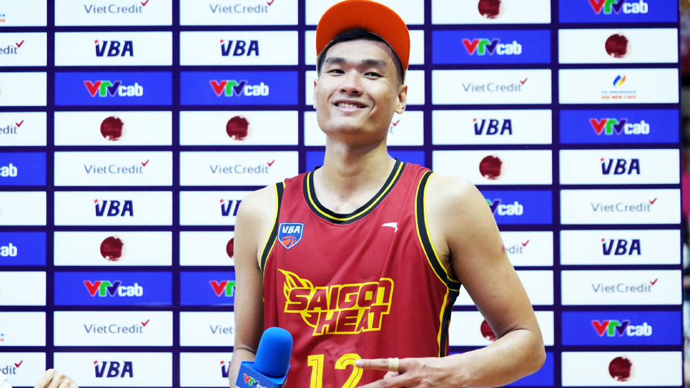 Nguyễn Huỳnh Phú Vinh đi vào lịch sử VBA với bộ chỉ số sánh ngang các ngoại binh hàng đầu
