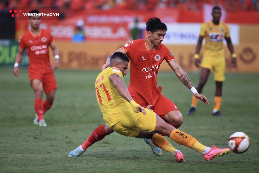 Giải thưởng cá nhân V.League 2023: Lạ với đương kim vô địch CAHN