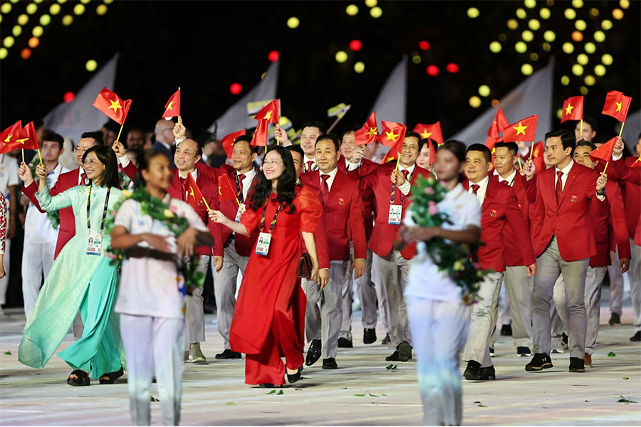Đoàn Thể thao Việt Nam dự Asian Games 19 có bao nhiêu thành viên?