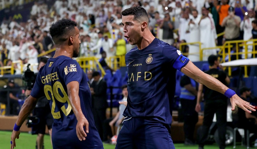 Trực tiếp Al Nassr vs Al Hazm: Ronaldo ghi bàn thắng thứ 4