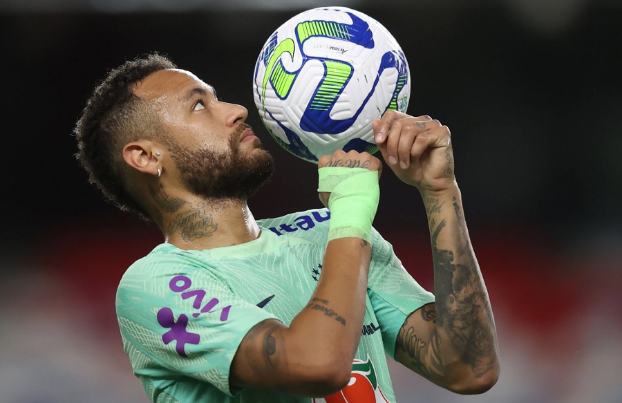 Neymar trở lại Belem c&ugrave;ng Brazil sau 12 năm v&ocirc; địch với &aacute;o số 11