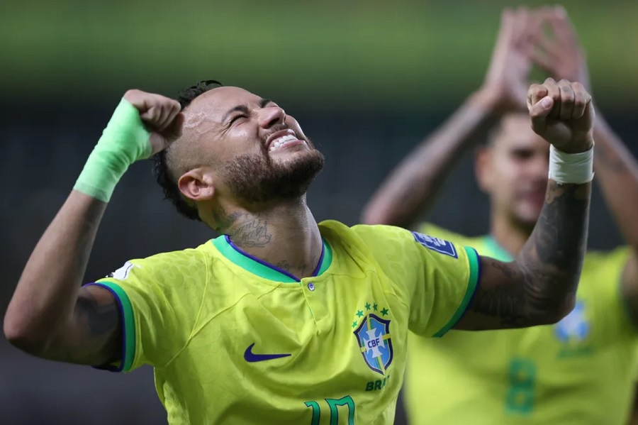 Neymar chính thức phá kỷ lục của Pele cho đội tuyển Brazil Neymar chính thức phá kỷ lục của Pele cho đội tuyển Brazil