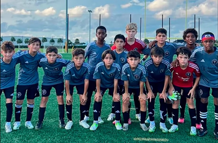 Những hình ảnh đầu tiên của con trai Messi với đội U12 Inter Miami Những hình ảnh đầu tiên của con trai Messi với đội U12 Inter Miami