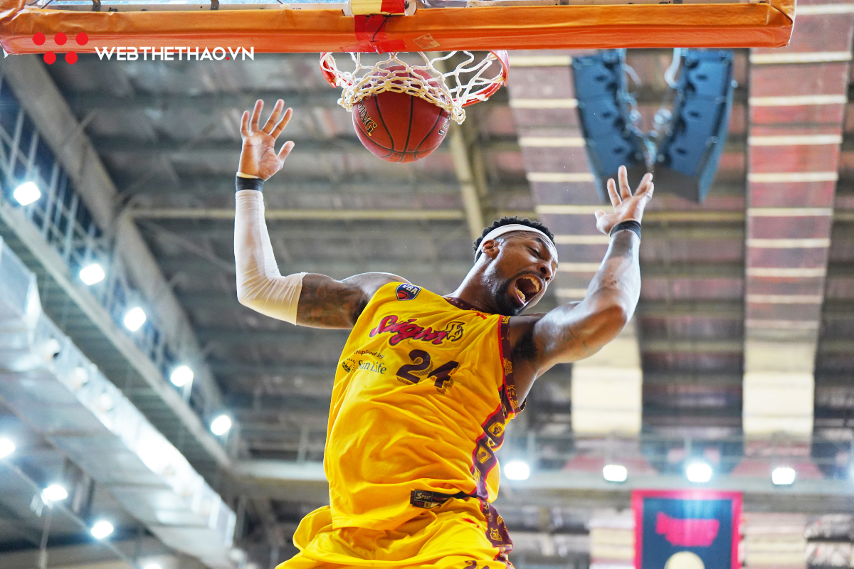Hạ gục Dolphins sau 2 hiệp phụ nghẹt thở, Saigon Heat dẫn trước 1-0 tại VBA Finals 2023