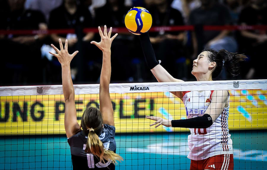 Trung Quốc gục ngã khó tin trước Canada ở vòng loại bóng chuyền Olympic