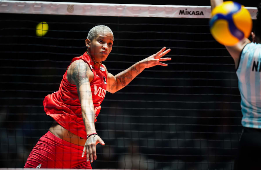 Highlight bóng chuyền vòng loại Olympic 20/9: 2 siêu sao Vargas, Karakurt thể hiện đẳng cấp