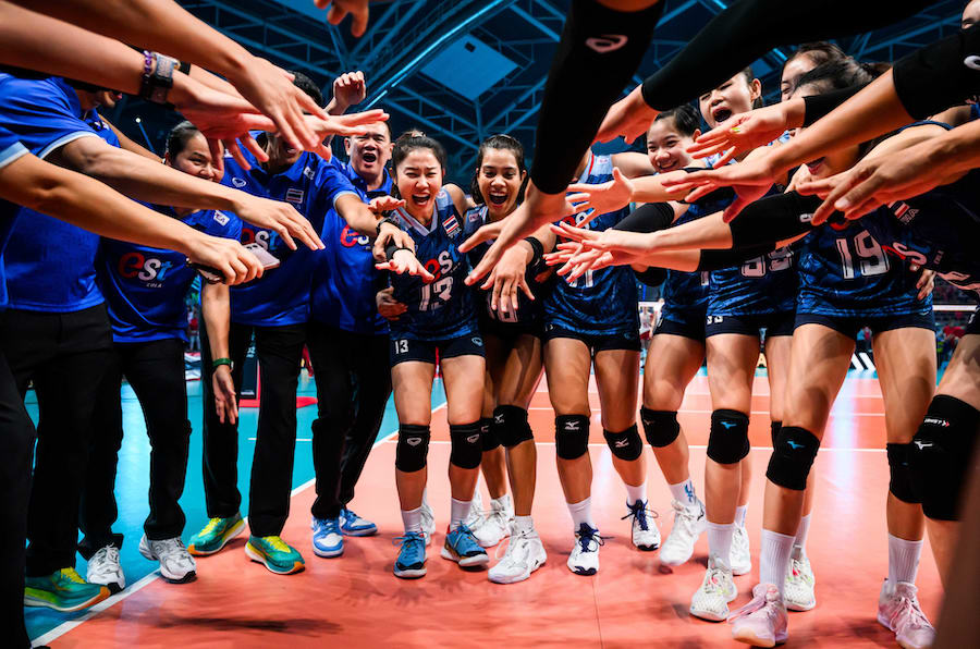 Kết quả bóng chuyền vòng loại Olympic ngày 20/9: 2 bất ngờ trái ngược của châu Á