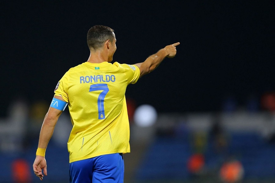Trực tiếp Al Nassr vs Al Tai: Ronaldo sút thành công phạt đền