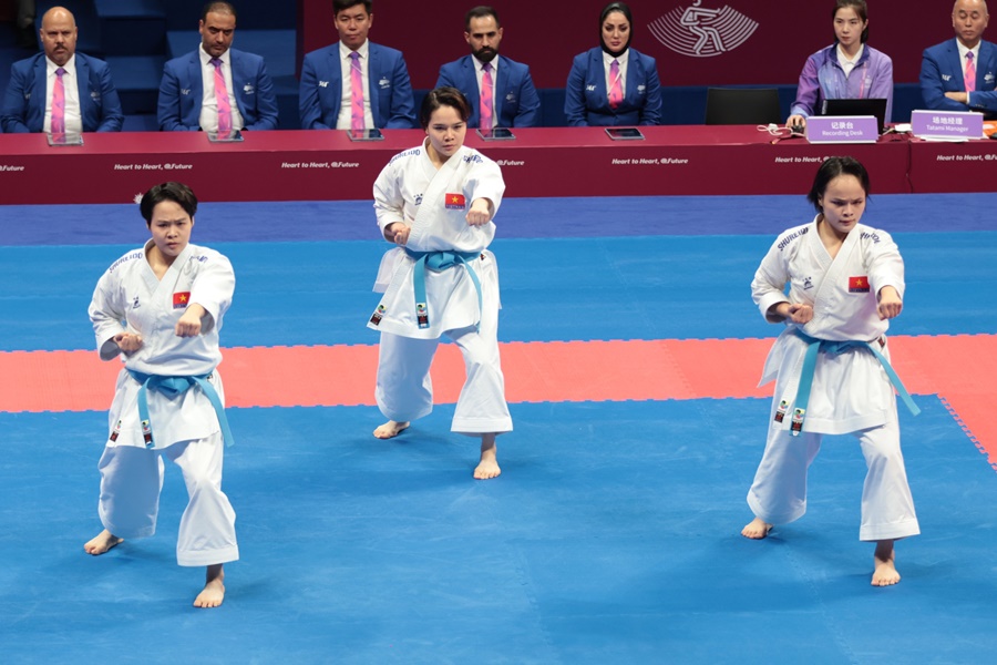 H&agrave;nh tr&igrave;nh chinh phục tấm HCV ASIAD đẹp như mơ của 3 hotgirl karate